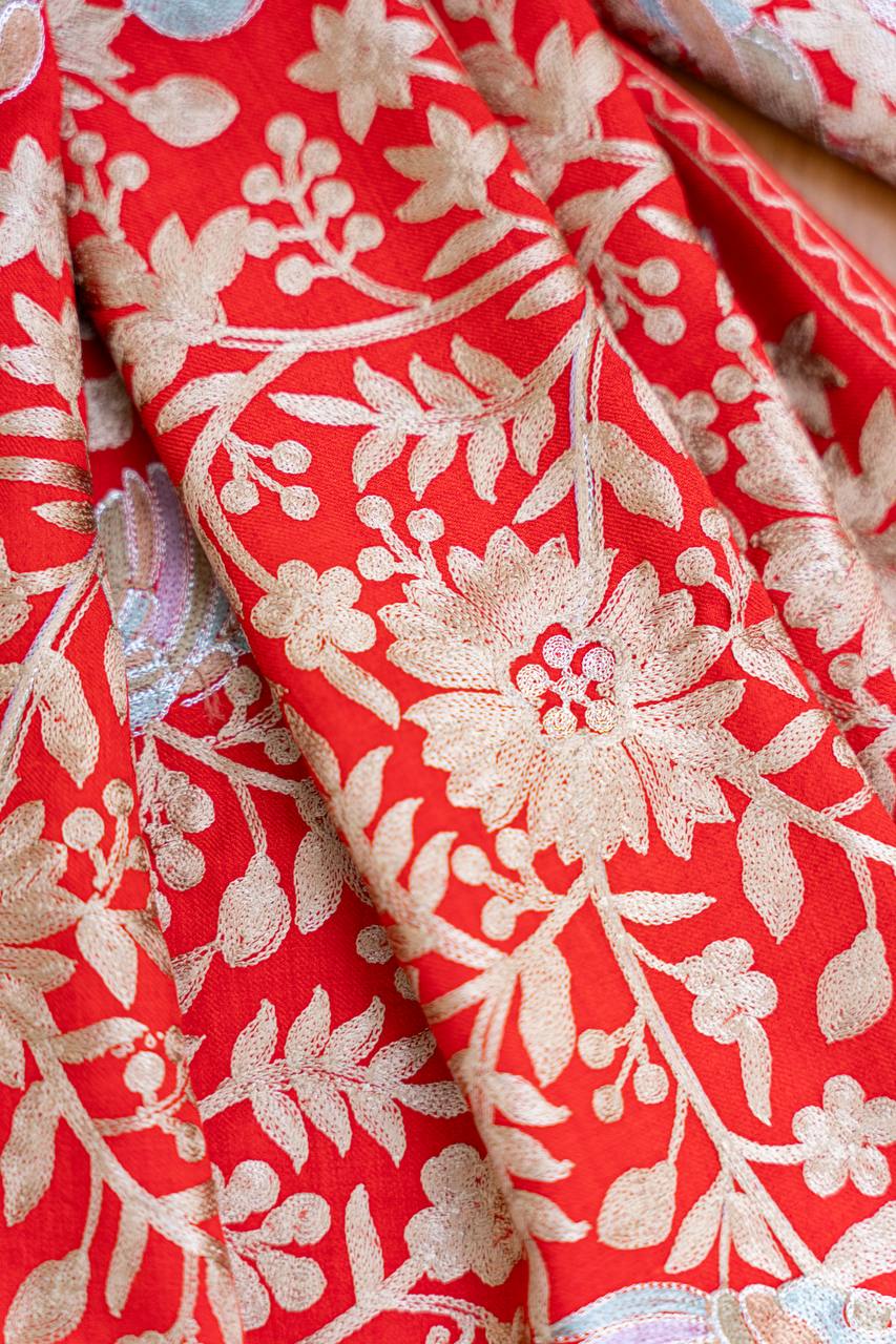 Red paon